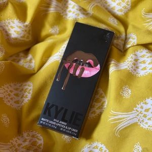 Kylie lip kit